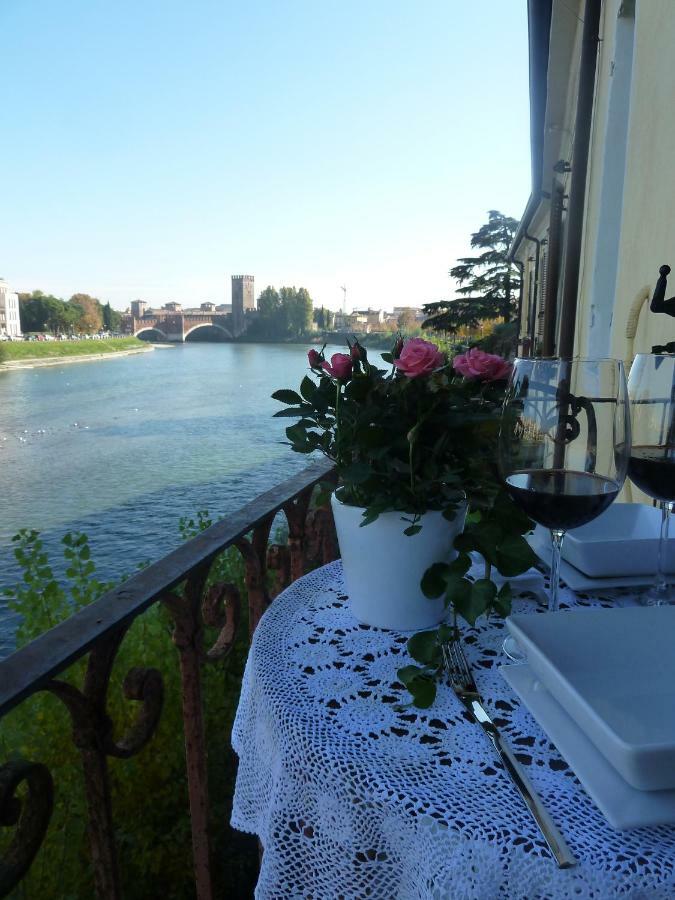 Appartement Casa Archi - Balcone Sul Fiume à Vérone Extérieur photo